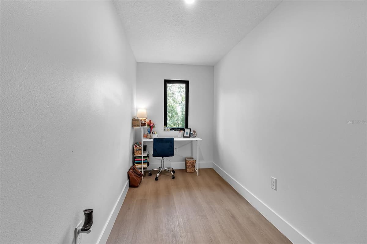 40916 11TH AVENUE EAST — photo 78 of 95