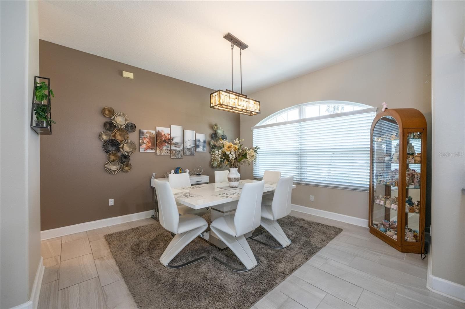 18 MOUNT VERNON LANE — photo 14 of 51
