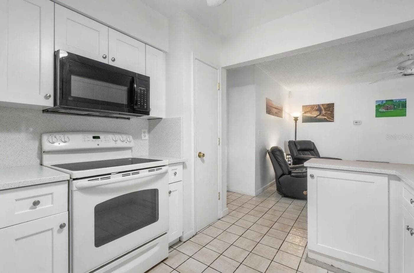 717 LINDELL BOULEVARD — photo 15 of 19