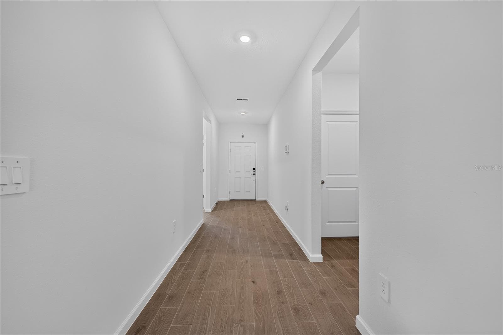 8846 69TH TERRACE — photo 9 of 42
