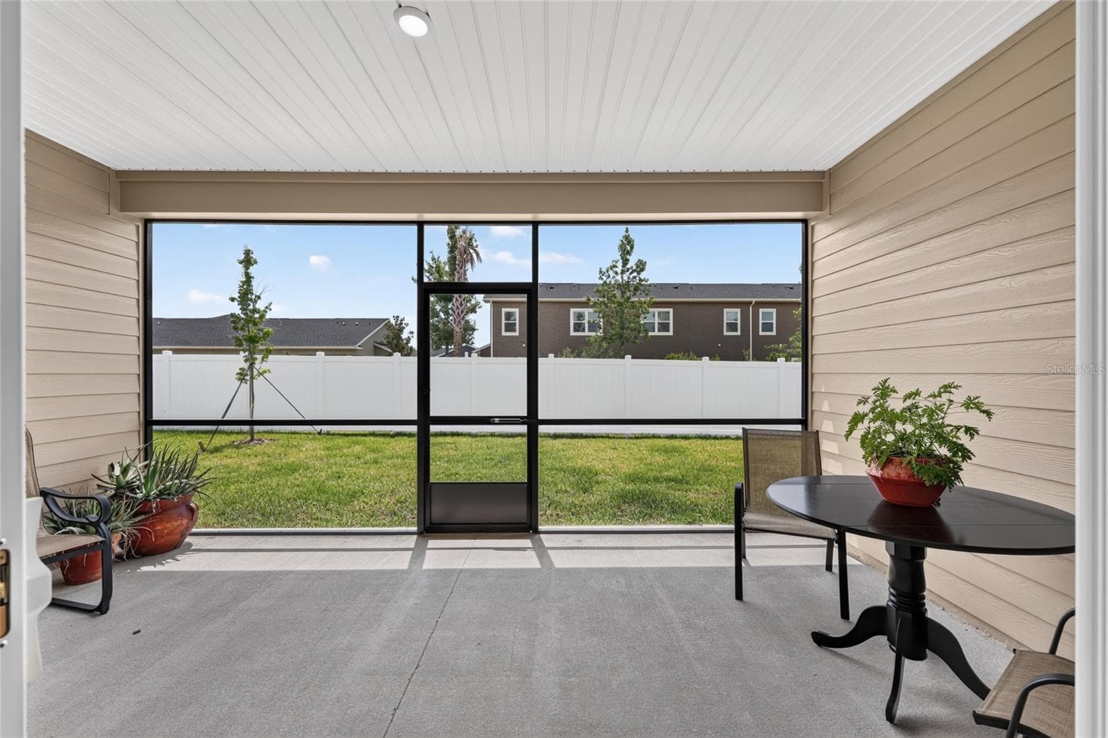 8846 69TH TERRACE — photo 34 of 42