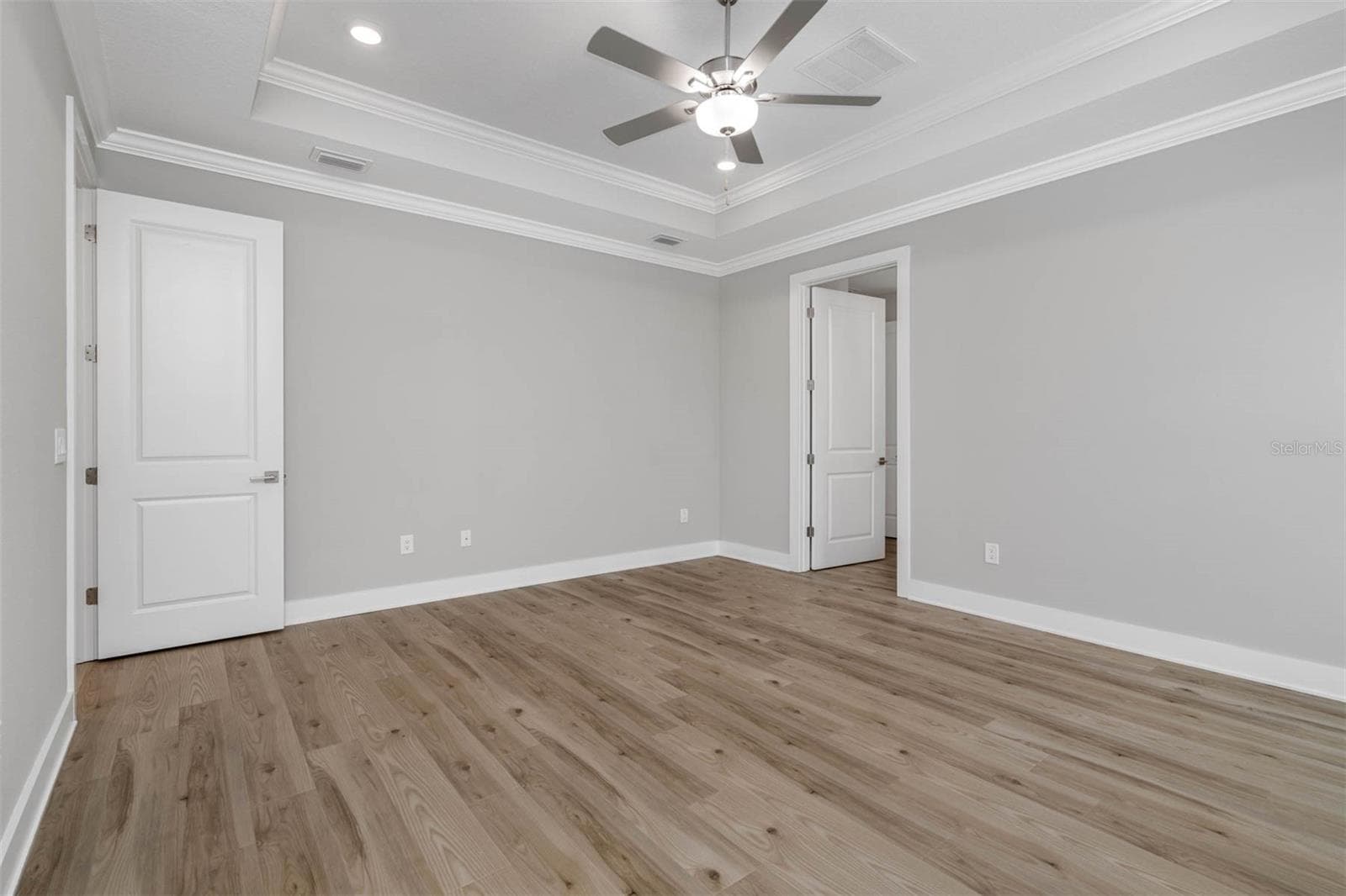 13704 OLDENBURG DRIVE — photo 12 of 14