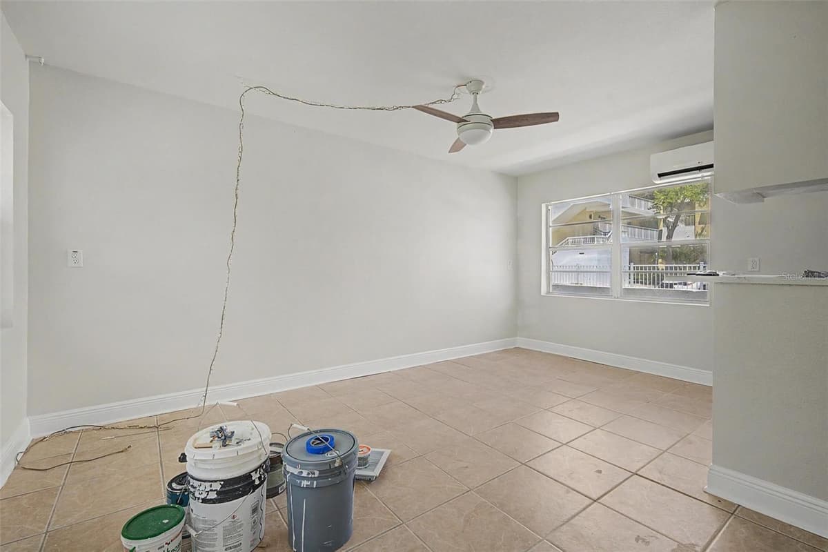 16850 GULF BOULEVARD — photo 8 of 29