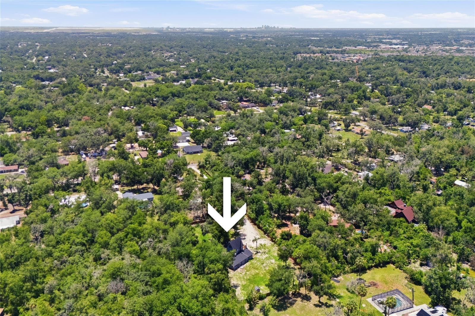 7210 VALRIE LANE — photo 37 of 43