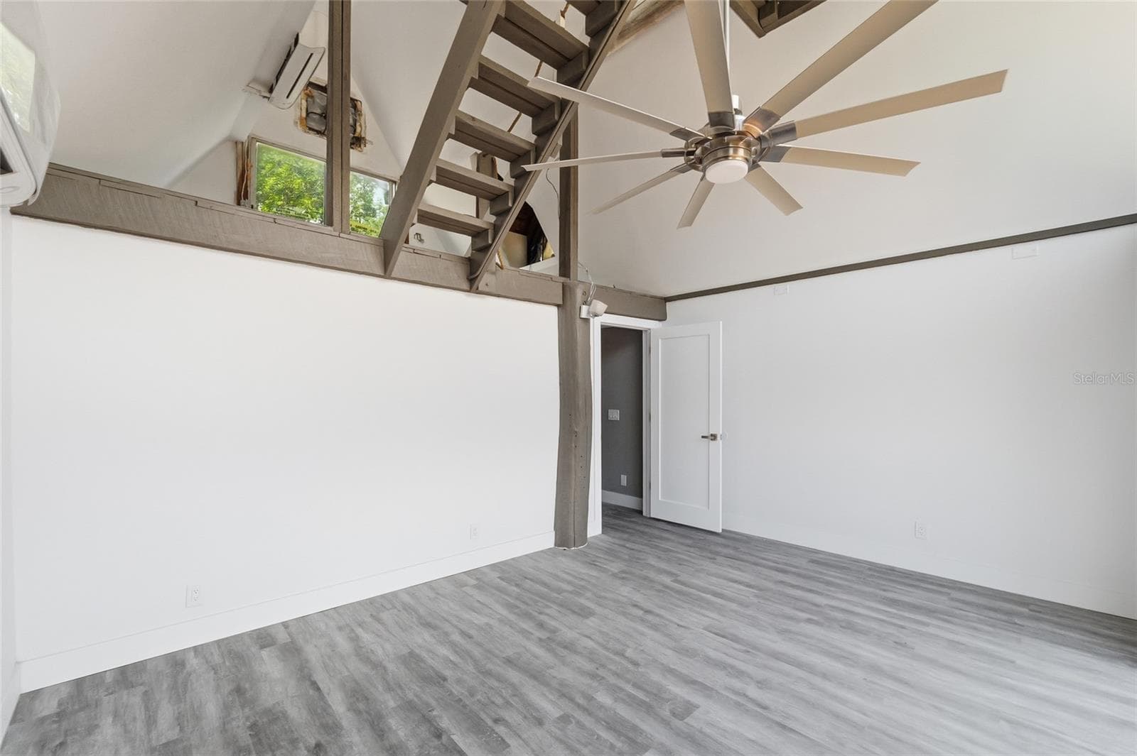 7210 VALRIE LANE — photo 29 of 43