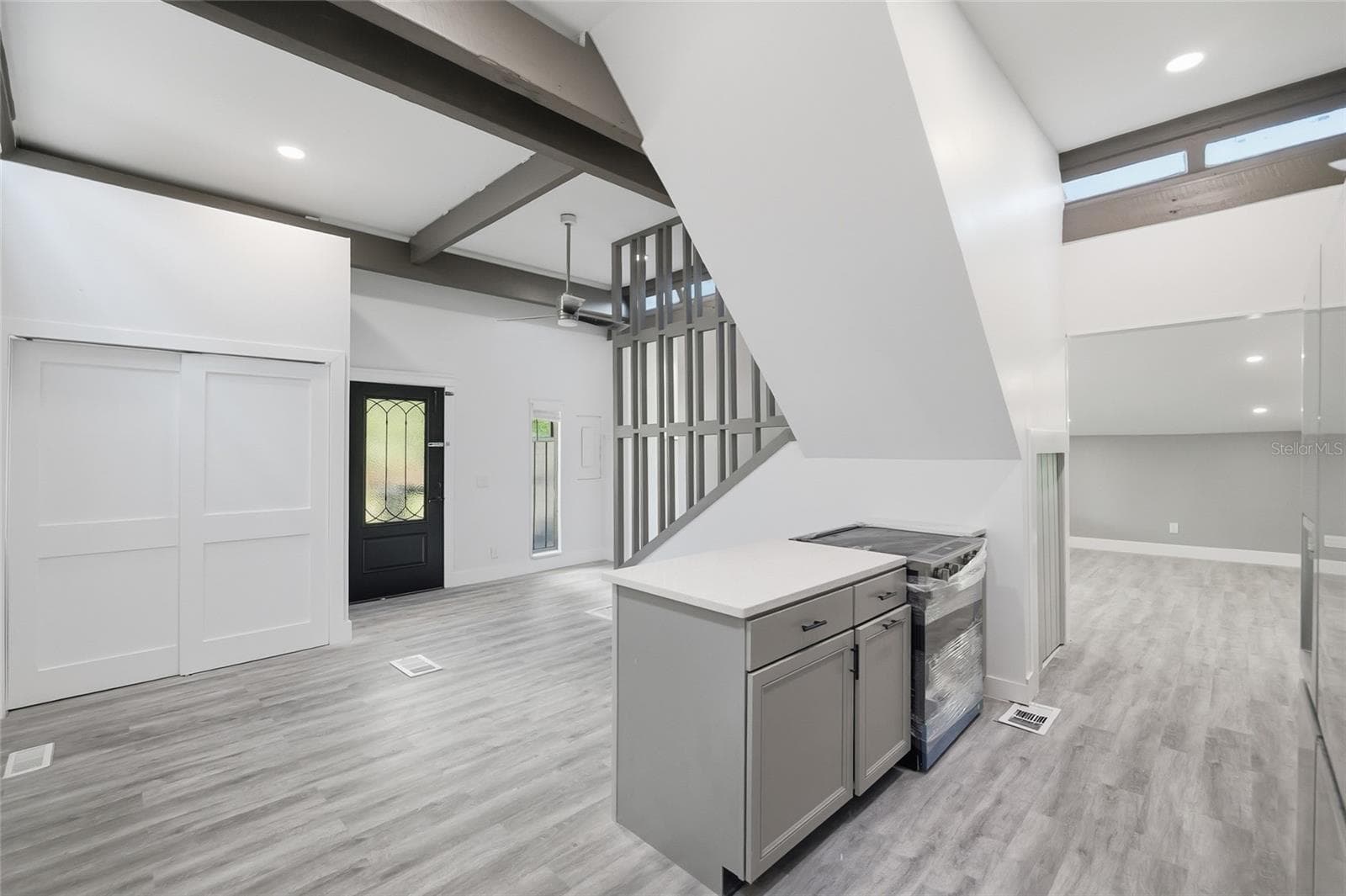 7210 VALRIE LANE — photo 9 of 43