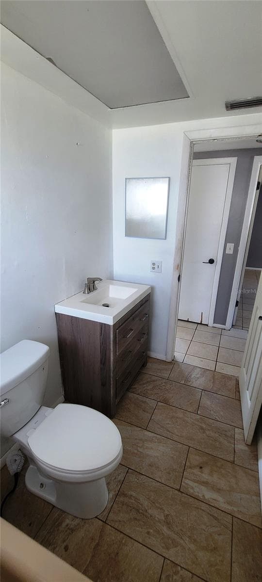 5200 CHET DRIVE — photo 15 of 16