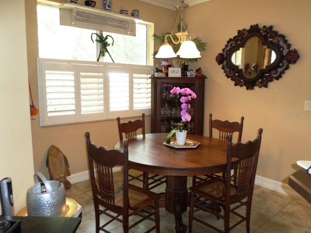 9419 N COUNTRY CLUB WAY — photo 4 of 21