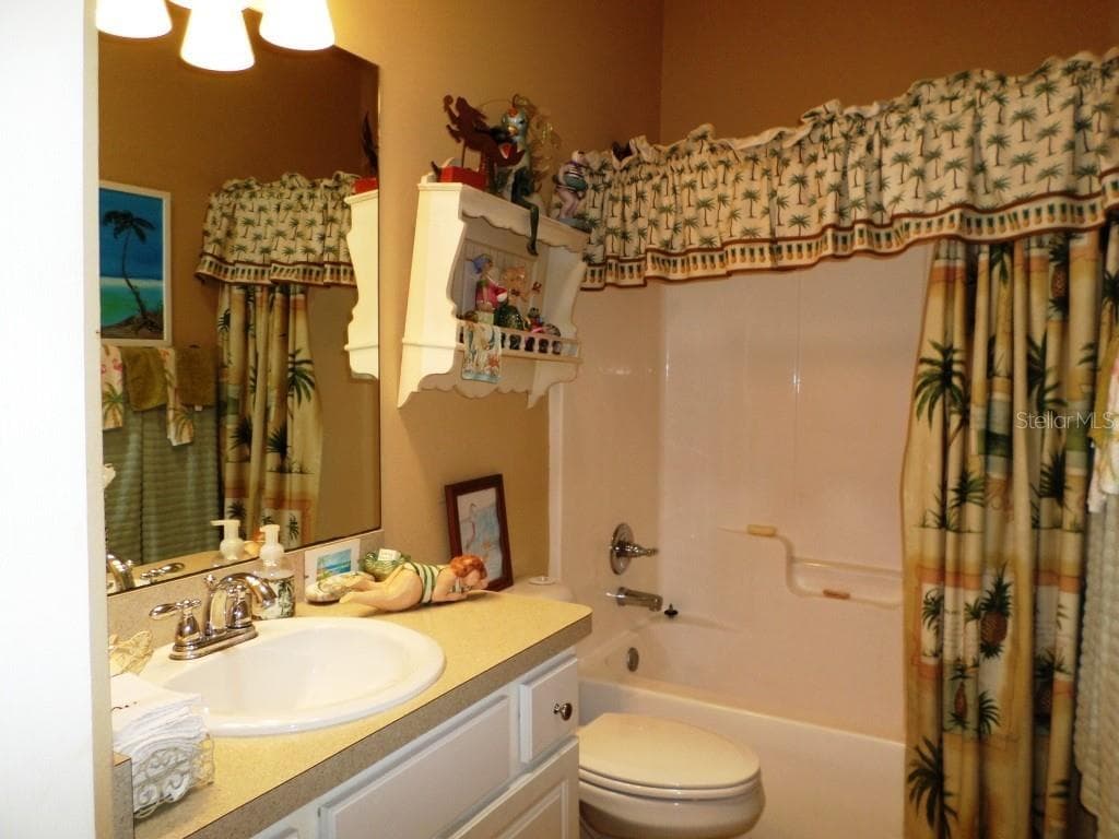 9419 N COUNTRY CLUB WAY — photo 13 of 21