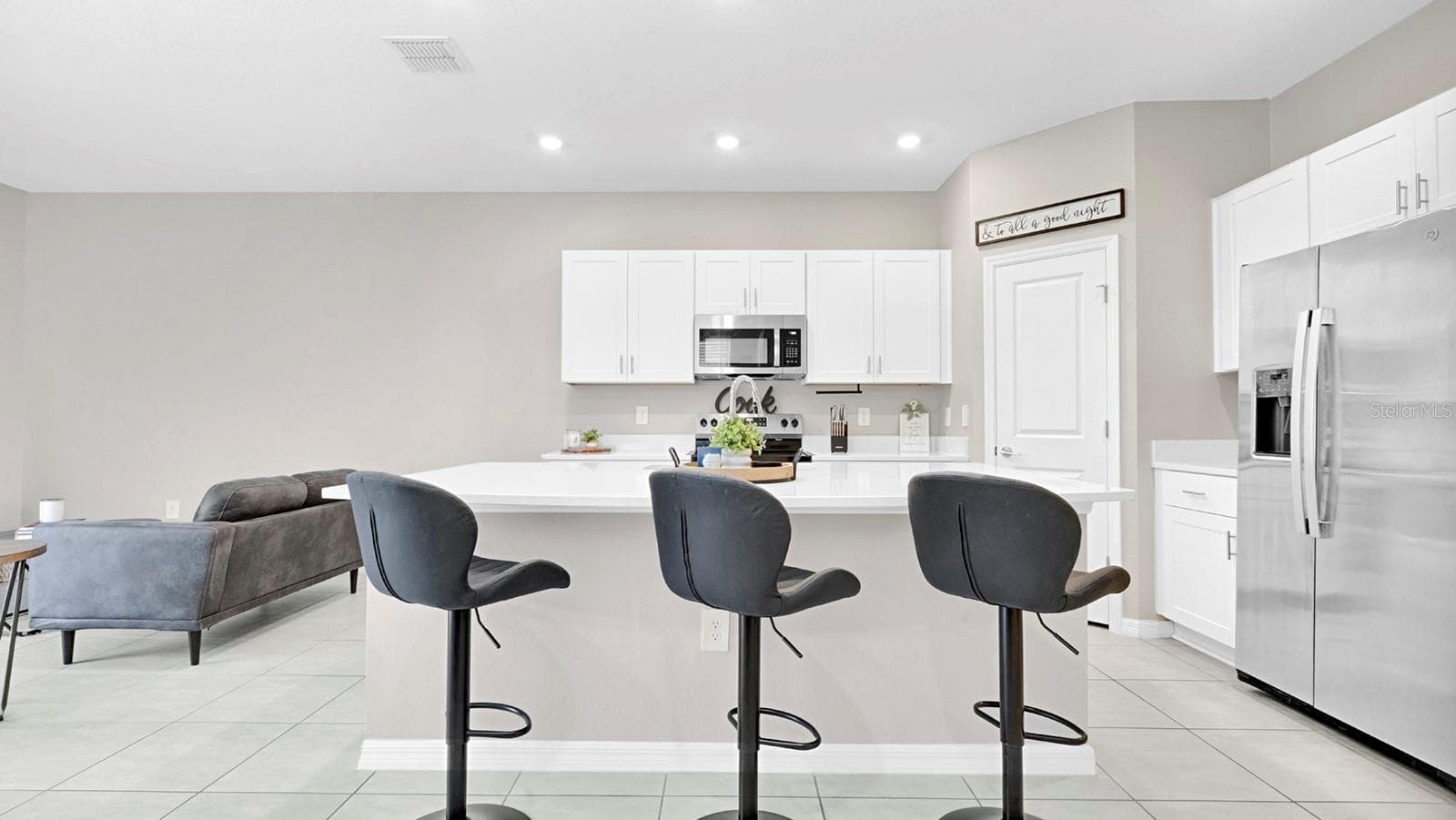 3569 MAYFAIR STREET — photo 19 of 29