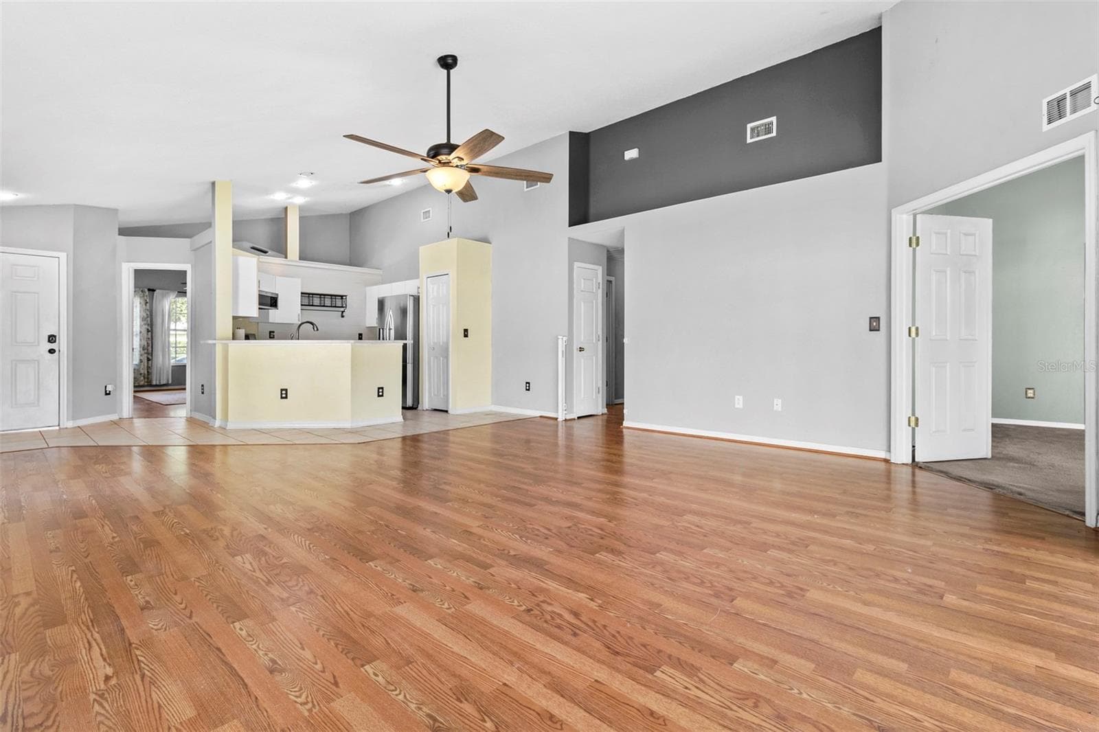 1239 AVONWOOD COURT — photo 10 of 32
