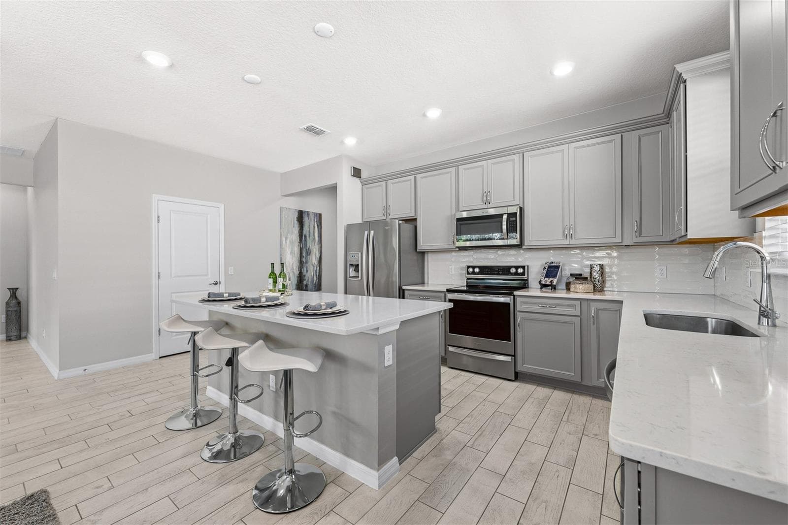 5641 CEDAR CHASE DRIVE — photo 11 of 30