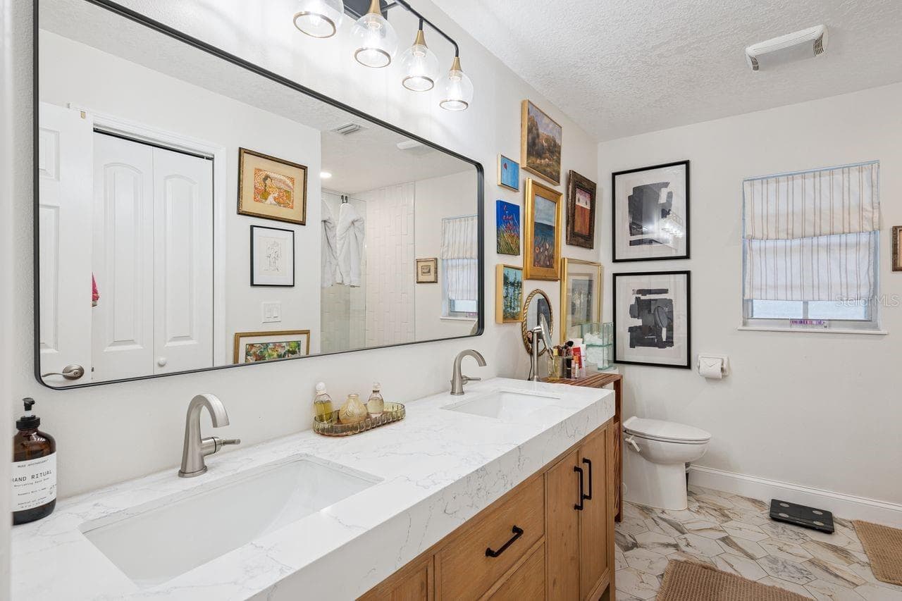 516 WOODVIEW DRIVE — photo 21 of 48