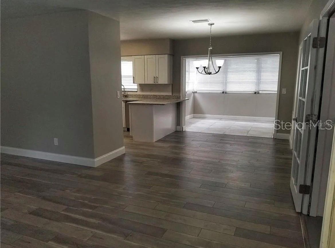 1664 EVERGREEN AVENUE — photo 6 of 41