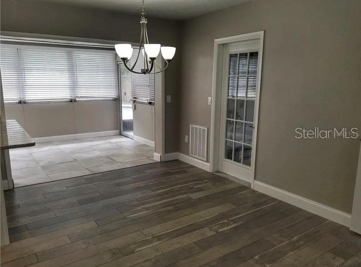 1664 EVERGREEN AVENUE — photo 5 of 41