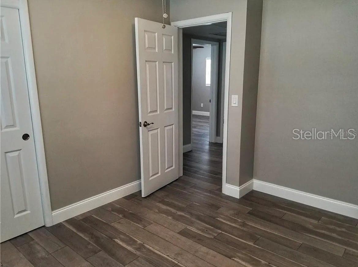 1664 EVERGREEN AVENUE — photo 22 of 41