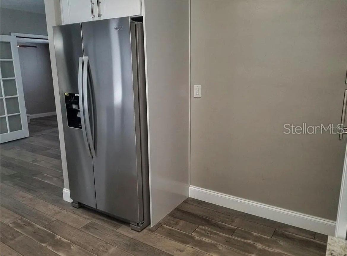 1664 EVERGREEN AVENUE — photo 15 of 41