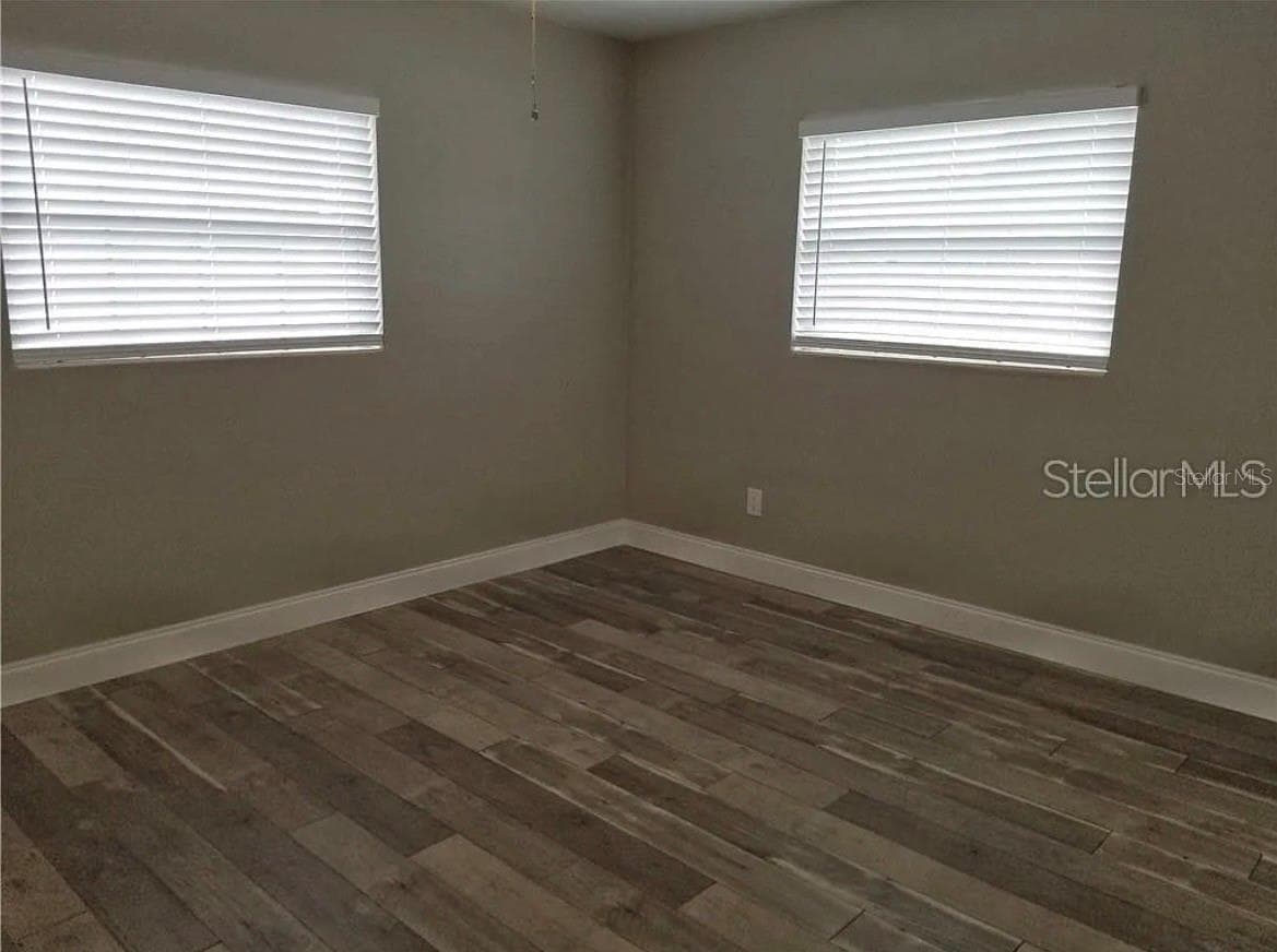 1664 EVERGREEN AVENUE — photo 18 of 41