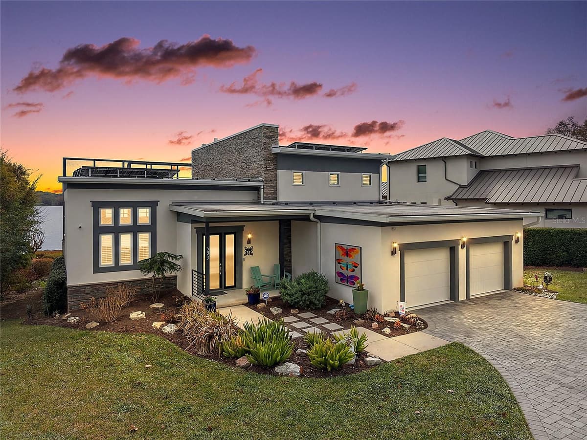 1535 SUNSET CIRCLE — photo 1 of 67