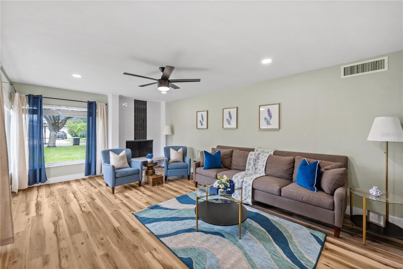 2344 WOODCREST DRIVE — photo 5 of 22