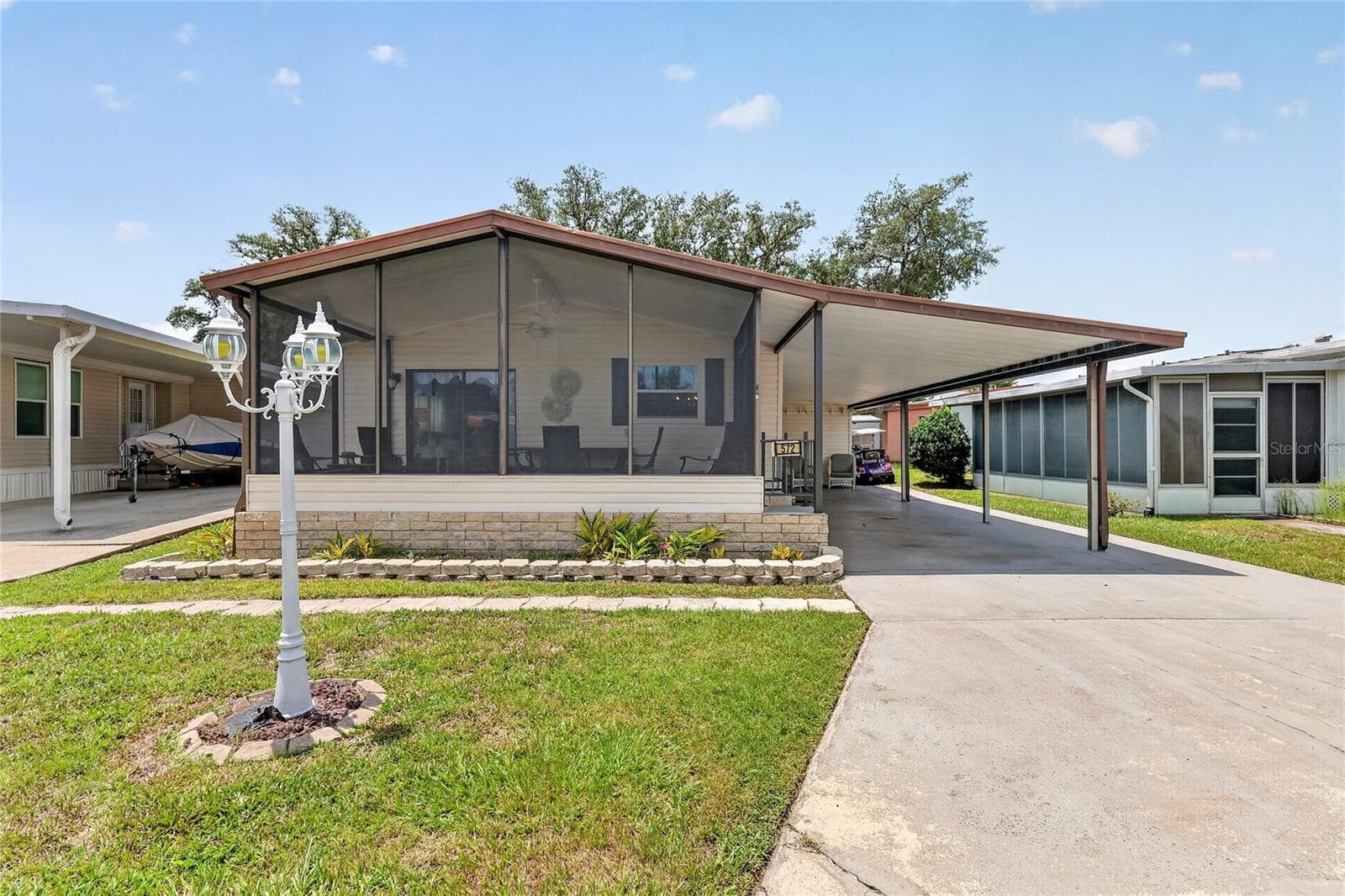 572 TAMMI DRIVE — photo 1 of 36