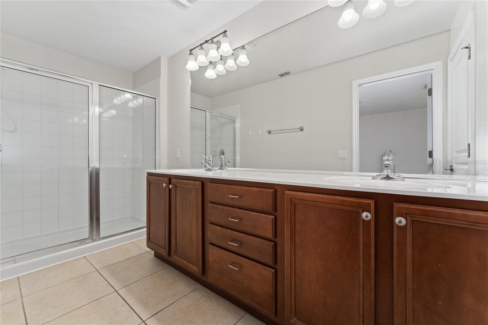 7723 FAIRGROVE AVENUE — photo 19 of 31