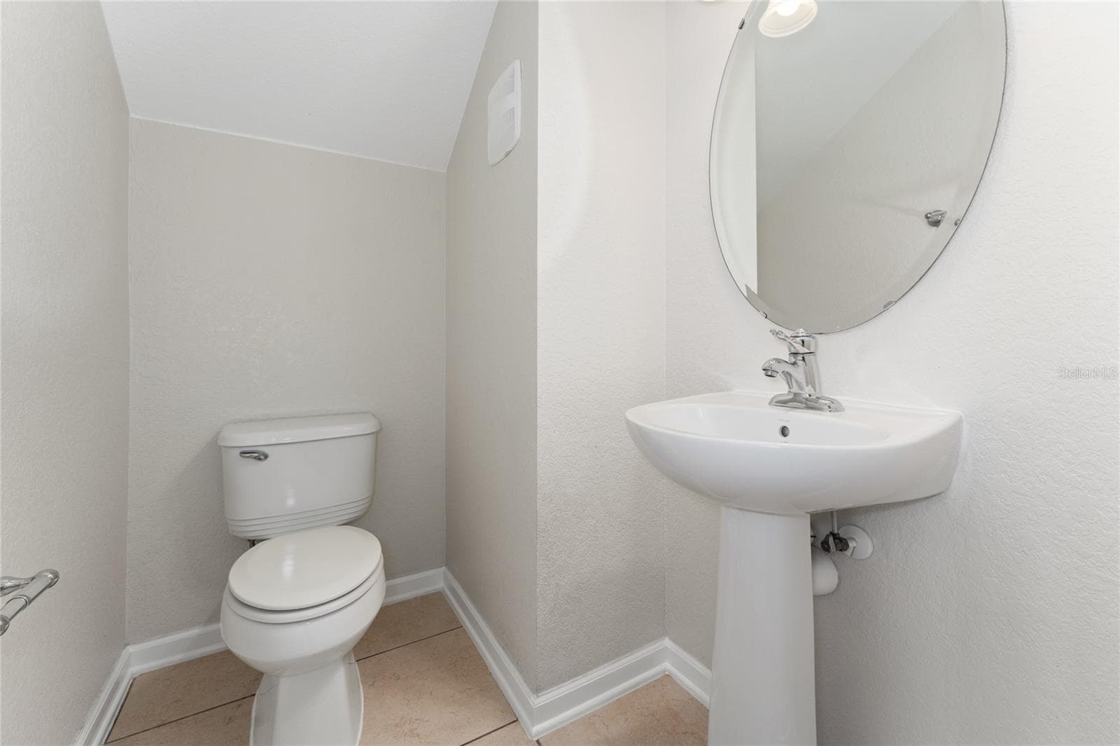 7723 FAIRGROVE AVENUE — photo 14 of 31