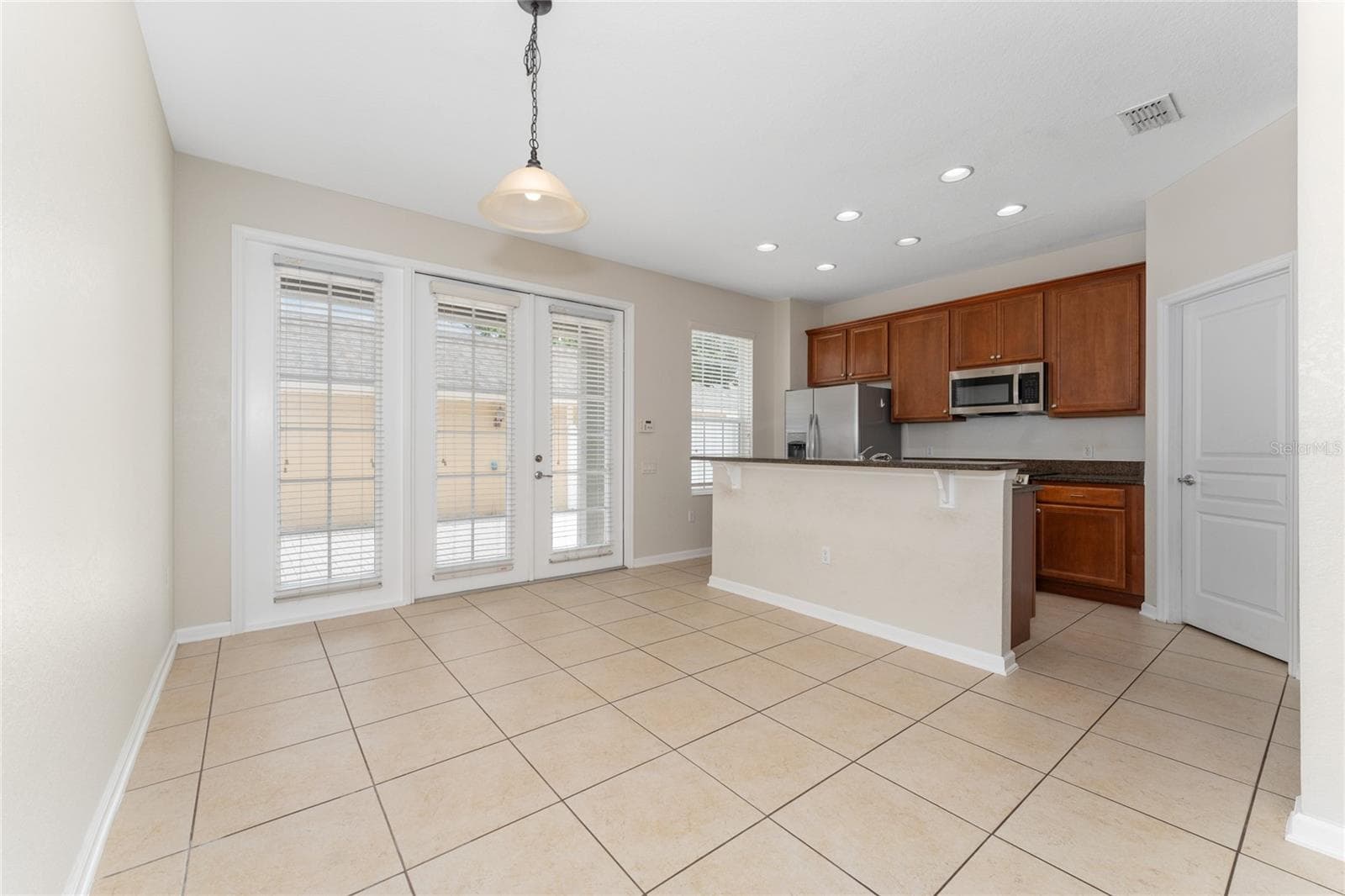 7723 FAIRGROVE AVENUE — photo 10 of 31