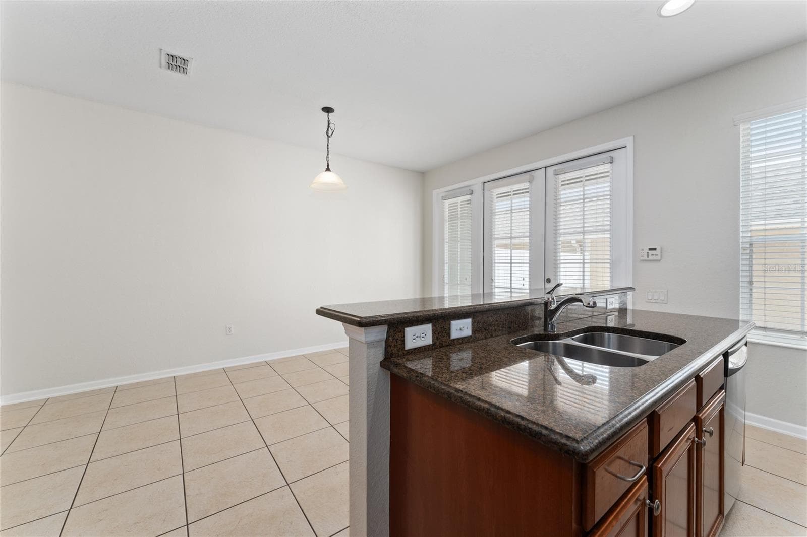 7723 FAIRGROVE AVENUE — photo 12 of 31