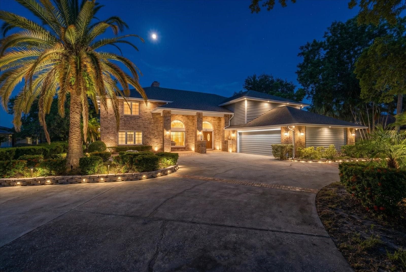 220 HARBOR VIEW LANE — photo 4 of 85