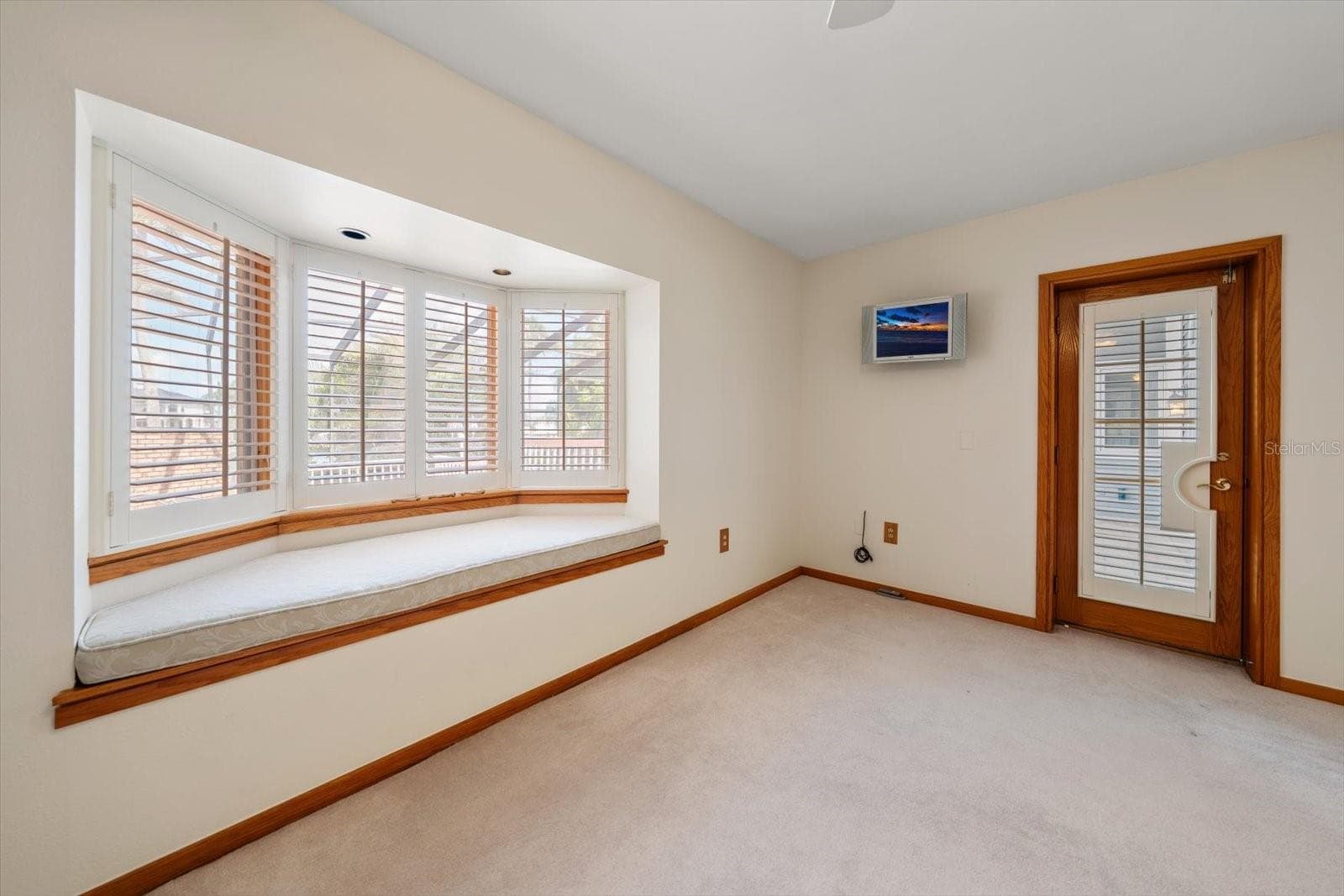 220 HARBOR VIEW LANE — photo 57 of 85