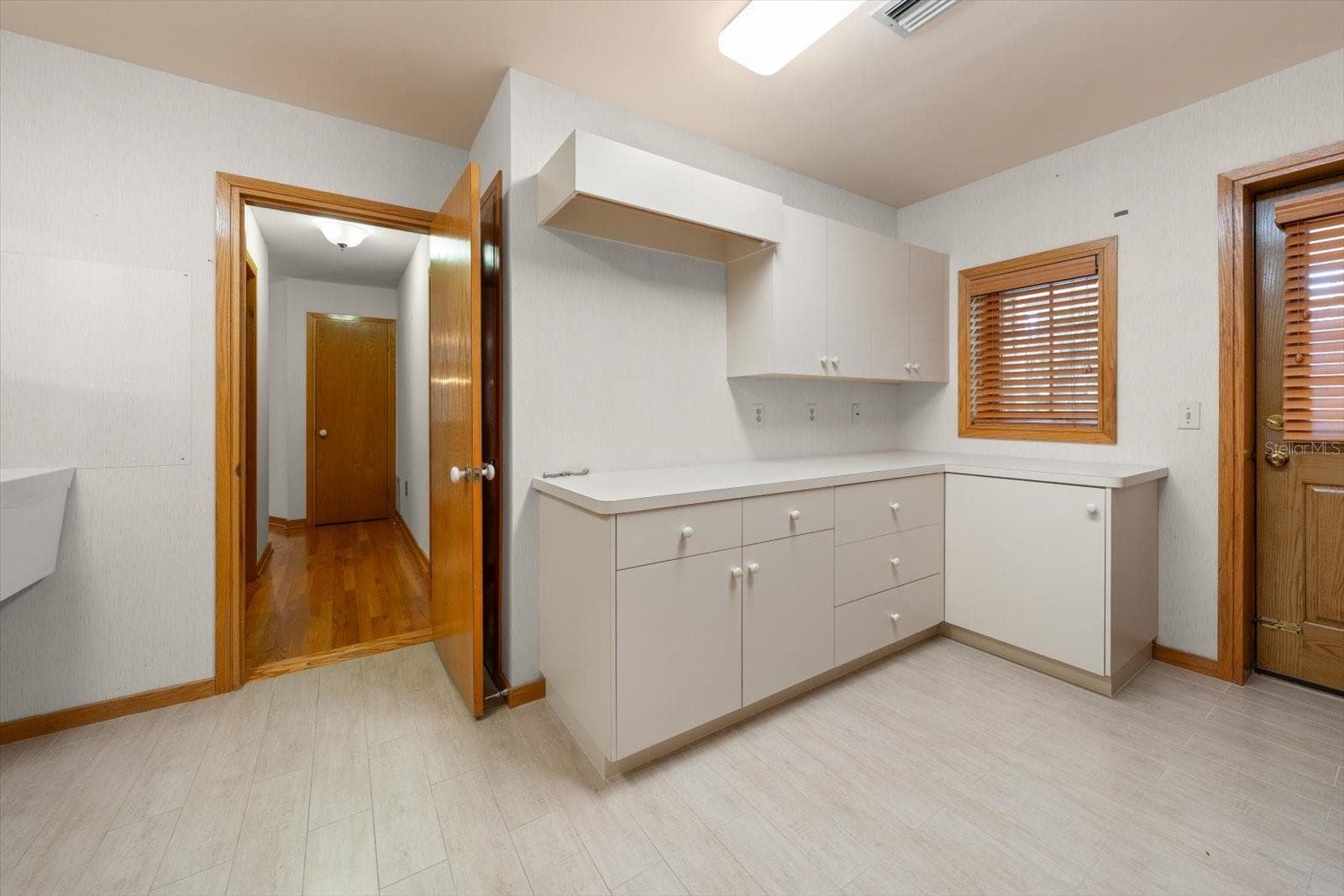 220 HARBOR VIEW LANE — photo 63 of 85