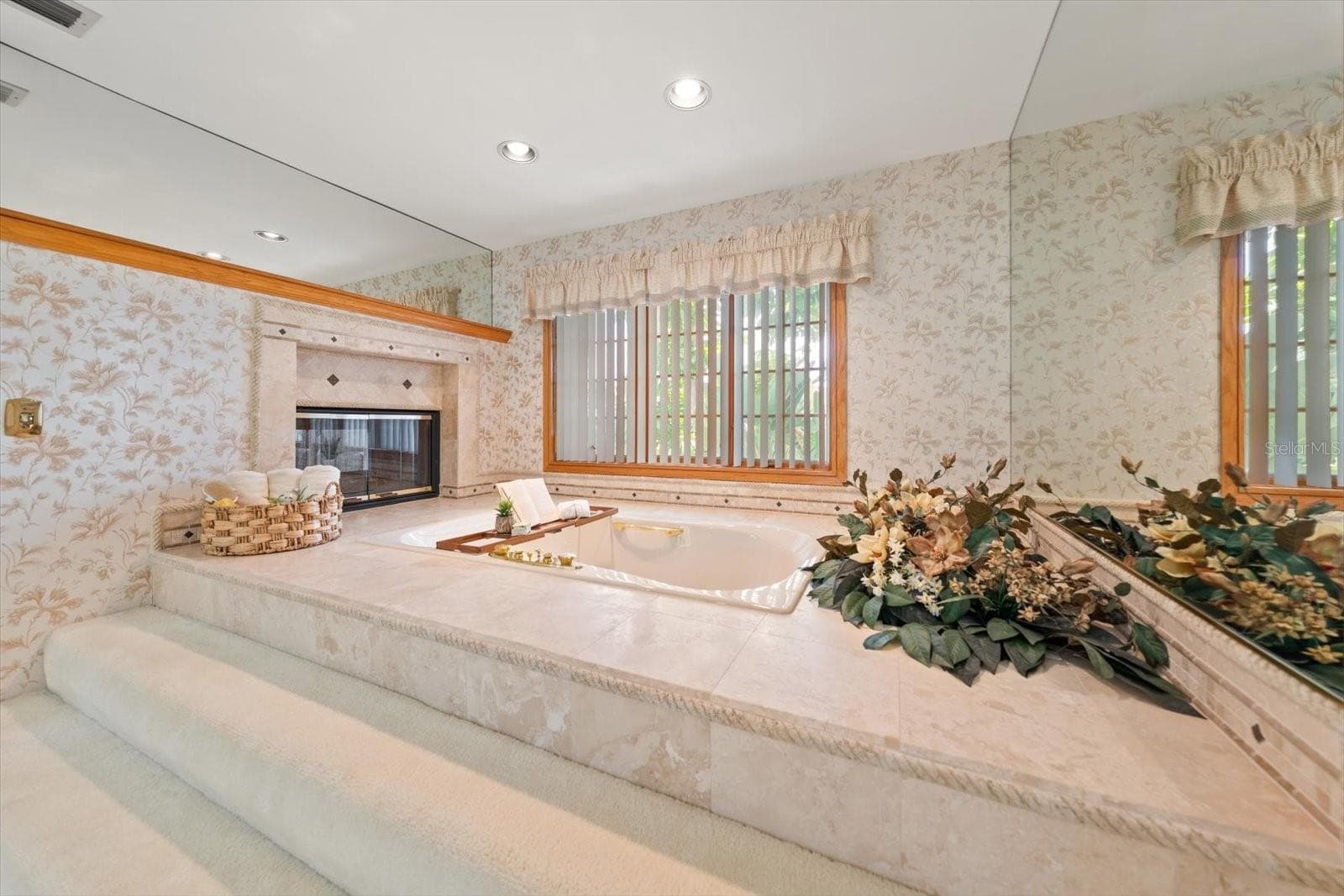 220 HARBOR VIEW LANE — photo 43 of 85