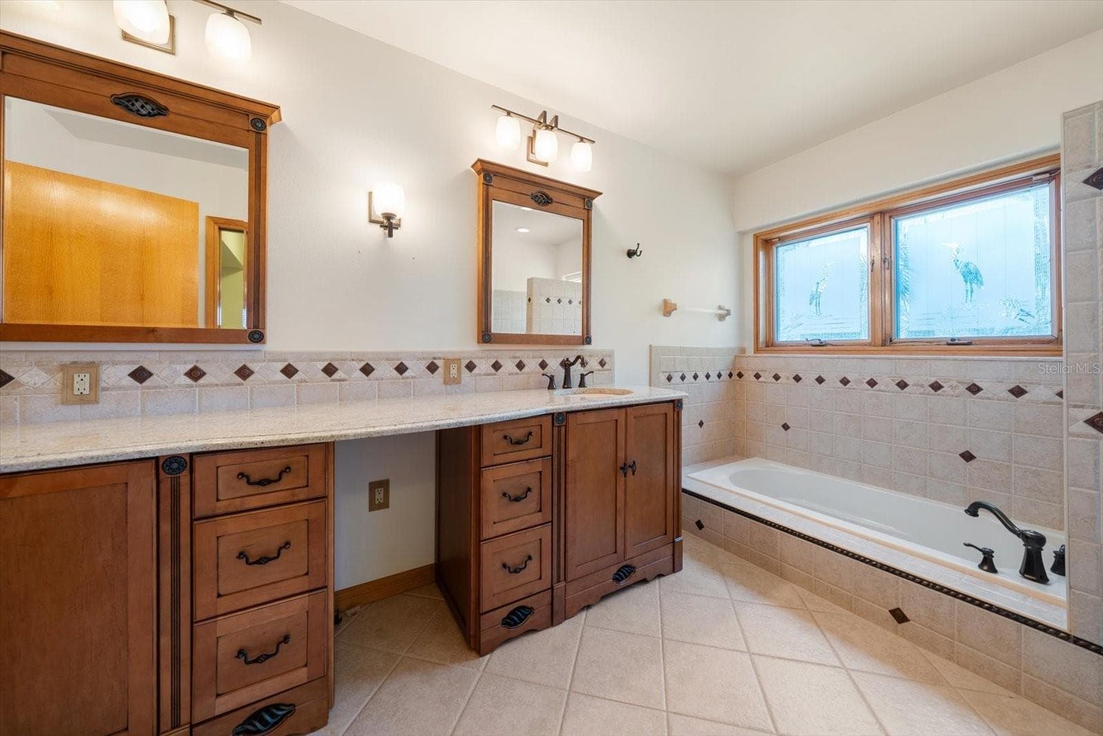 220 HARBOR VIEW LANE — photo 58 of 85