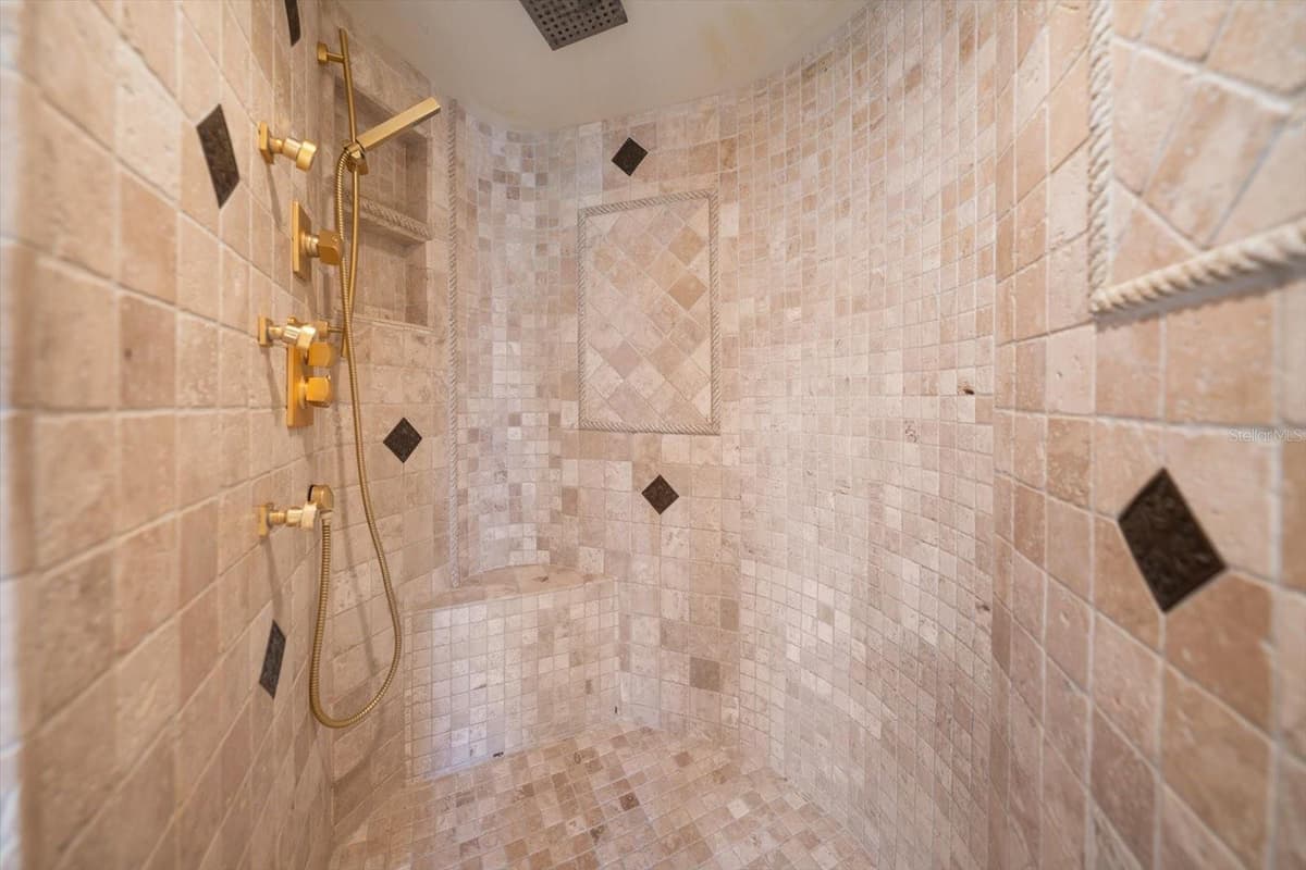 220 HARBOR VIEW LANE — photo 46 of 85