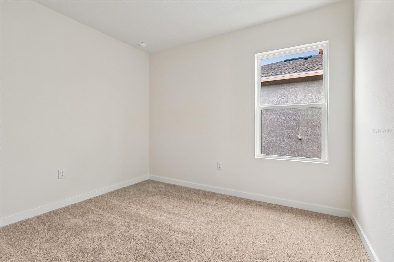 231 HUGO DRIVE — photo 12 of 28
