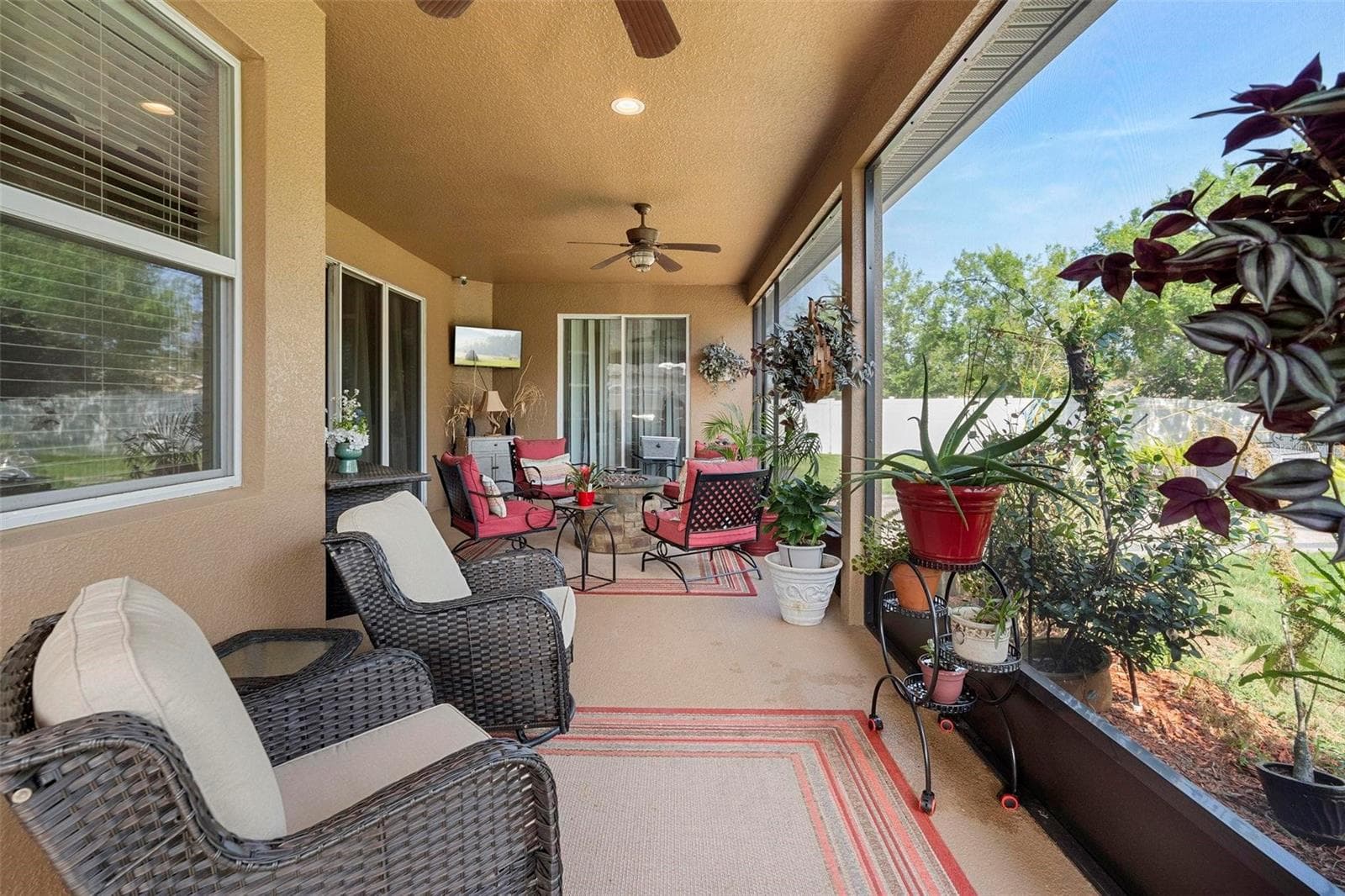 3551 STATHAM DRIVE — photo 32 of 34