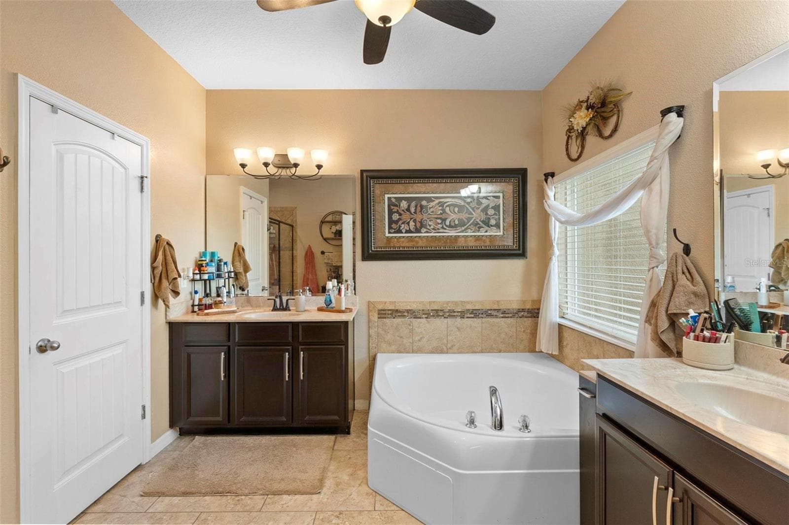3551 STATHAM DRIVE — photo 29 of 34