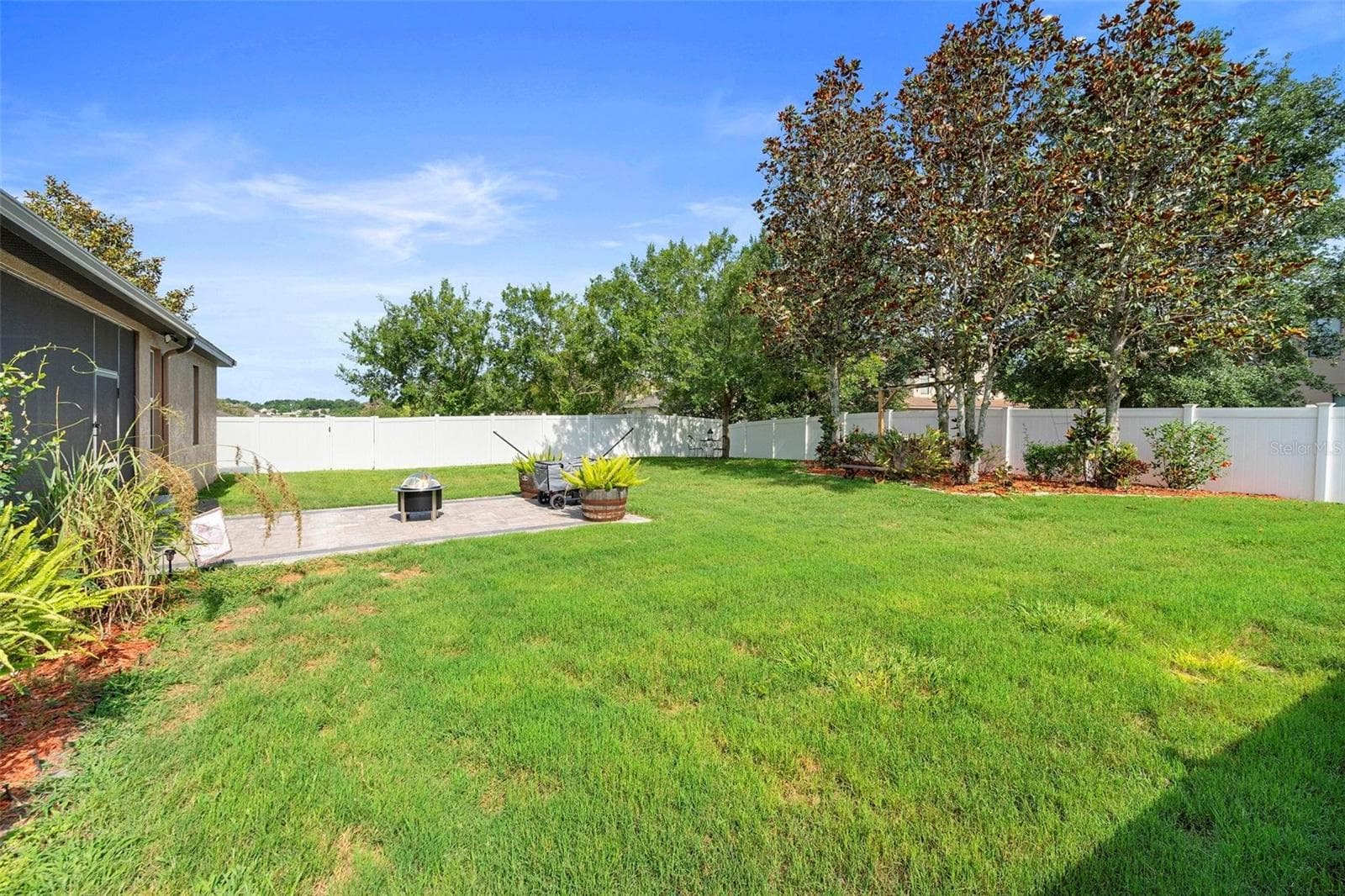 3551 STATHAM DRIVE — photo 34 of 34