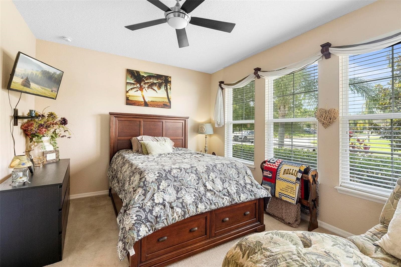 3551 STATHAM DRIVE — photo 11 of 34
