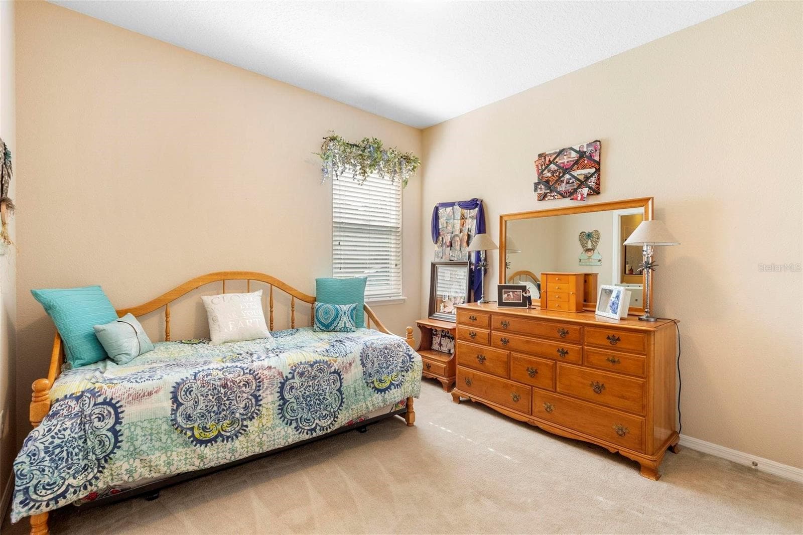 3551 STATHAM DRIVE — photo 15 of 34