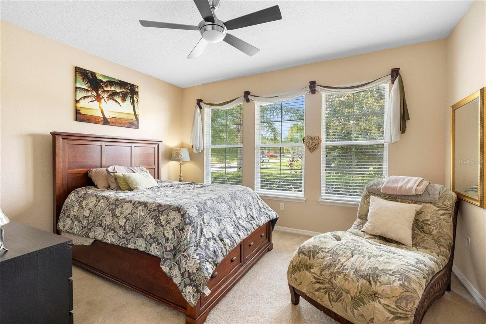 3551 STATHAM DRIVE — photo 12 of 34