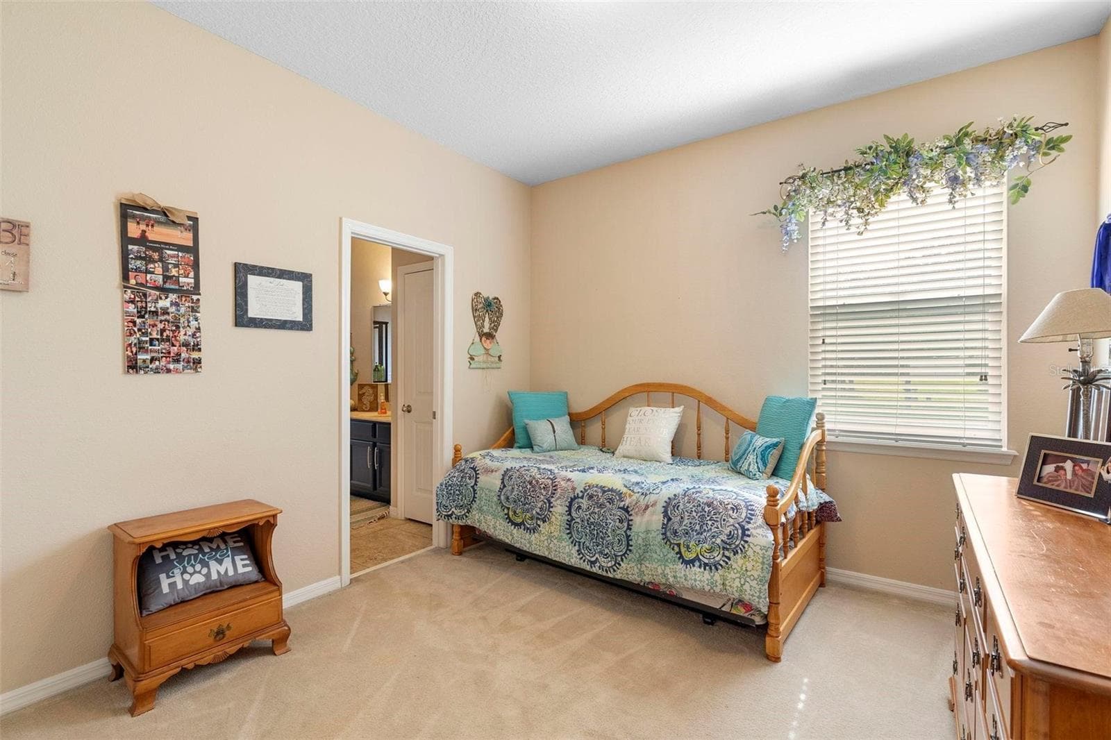 3551 STATHAM DRIVE — photo 14 of 34