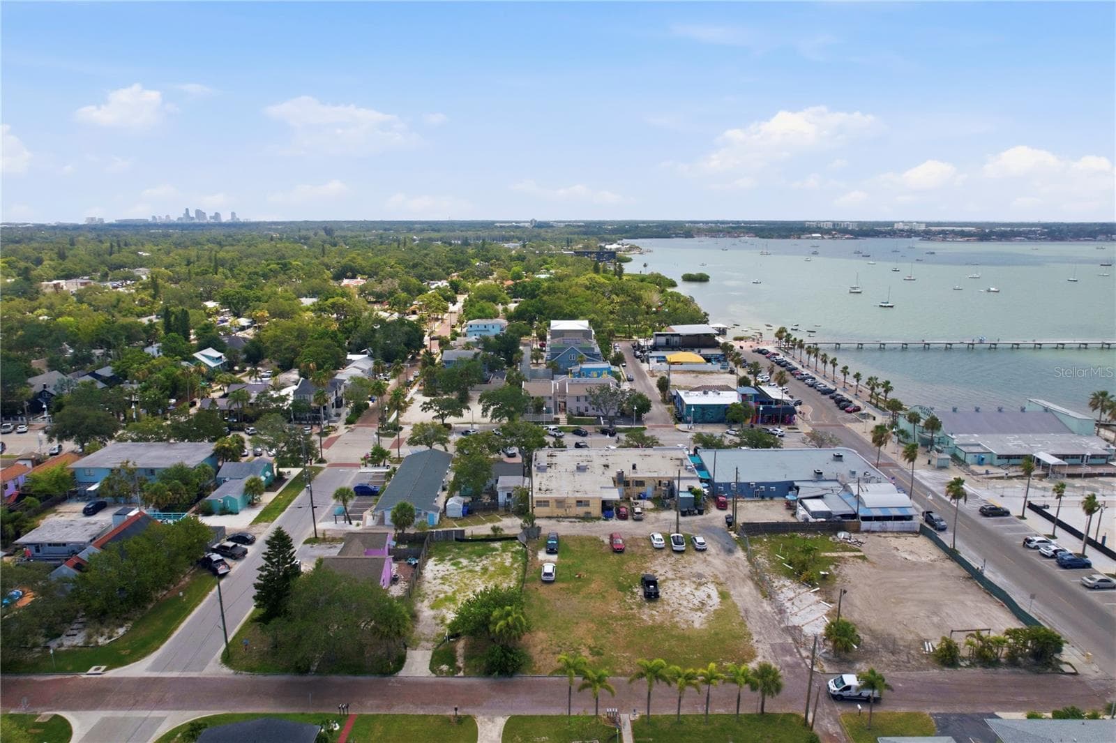 3120 BEACH BOULEVARD — photo 33 of 38