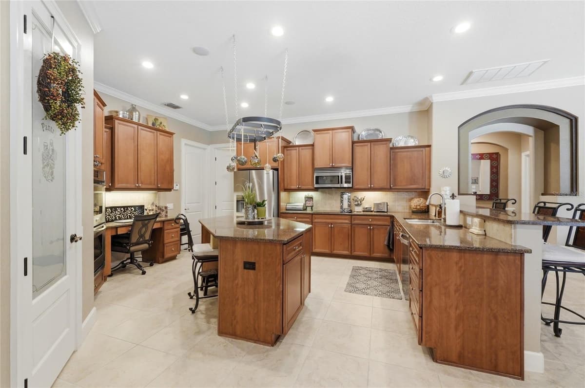 140 SYLVANA COURT — photo 19 of 77