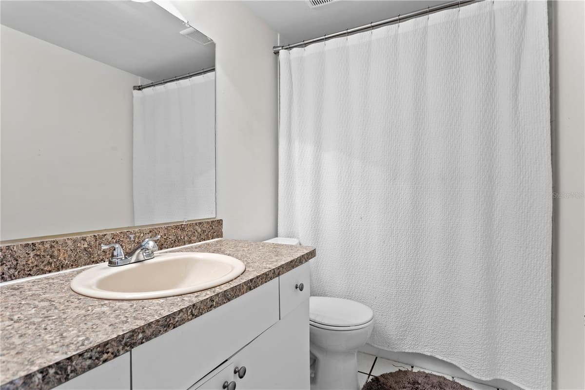 7210 HAMMET ROAD — photo 35 of 44