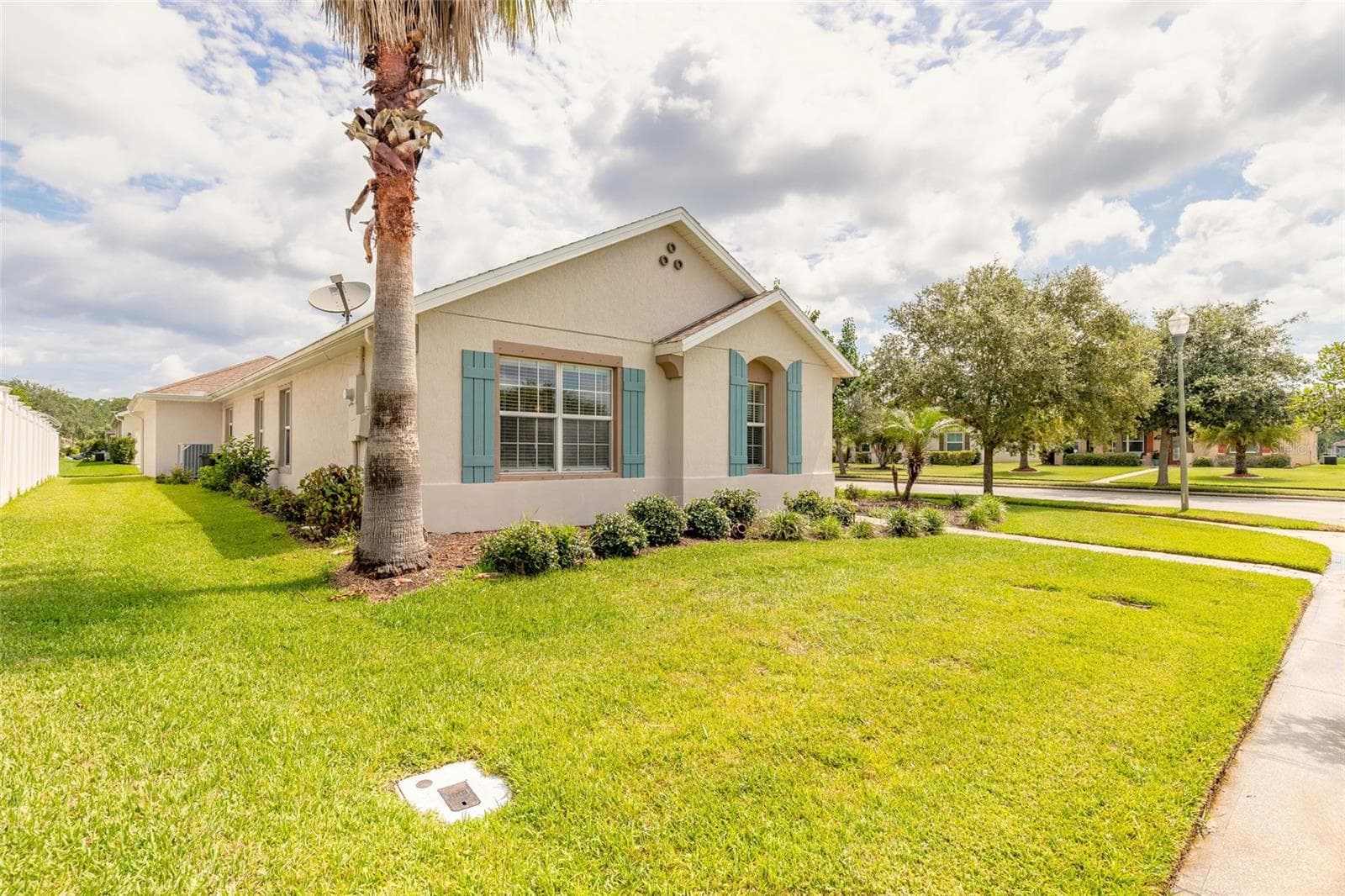 3321 PINTELLO AVENUE — photo 3 of 42