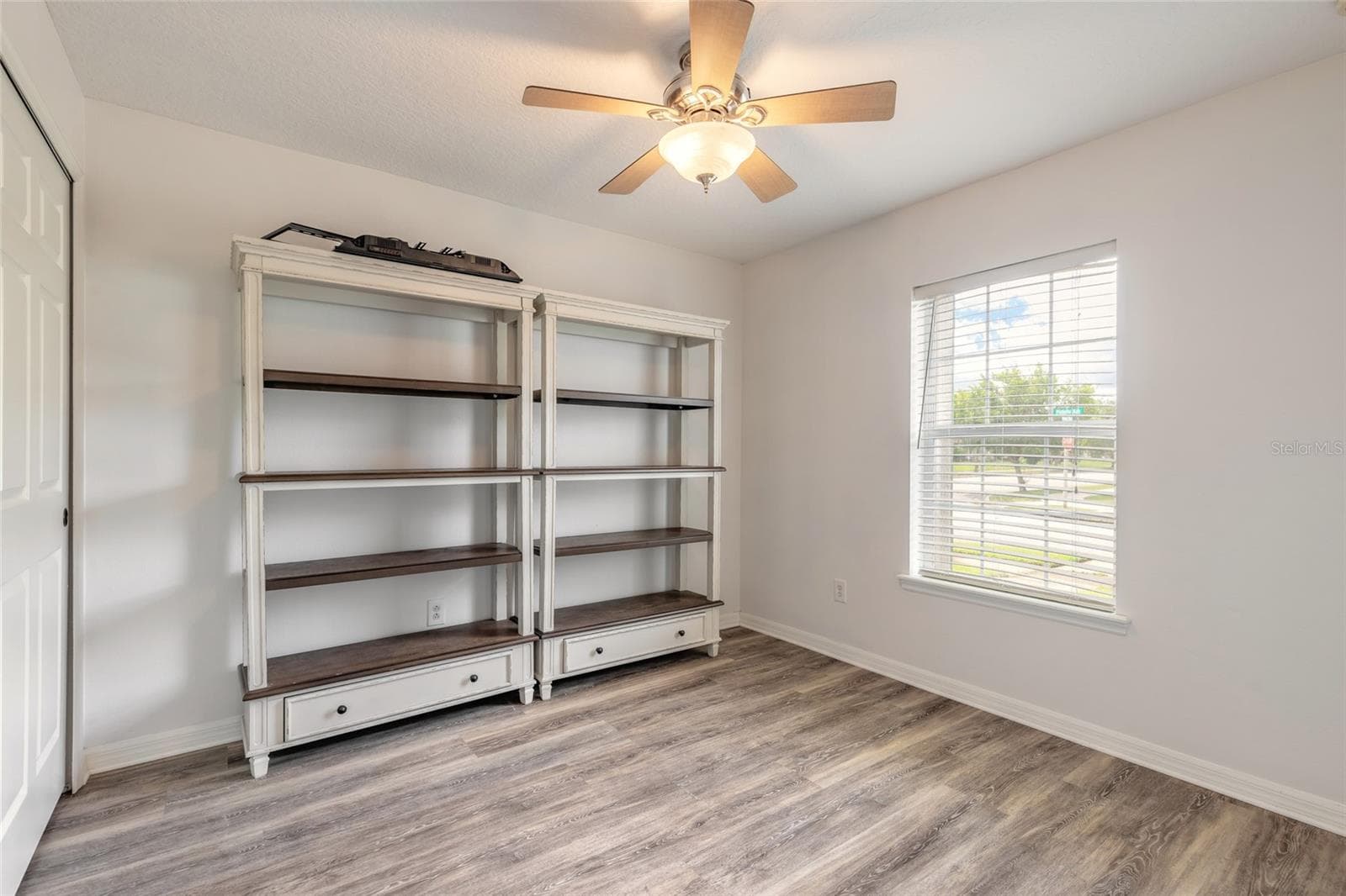 3321 PINTELLO AVENUE — photo 23 of 42