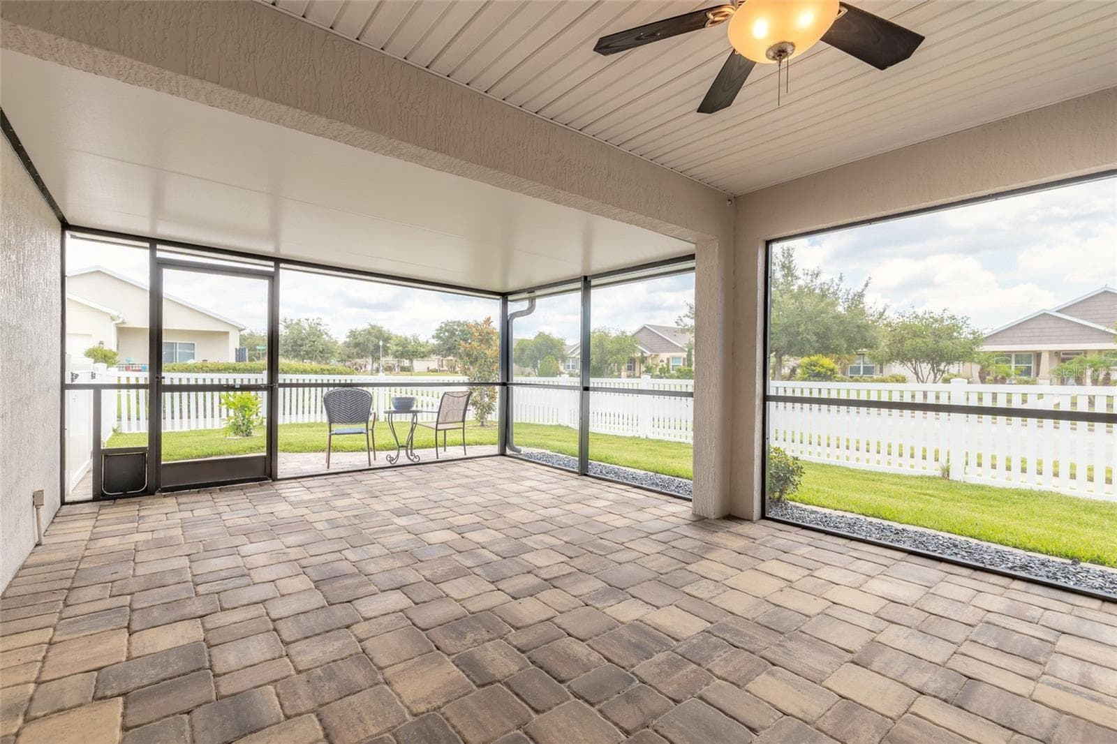 3321 PINTELLO AVENUE — photo 8 of 42