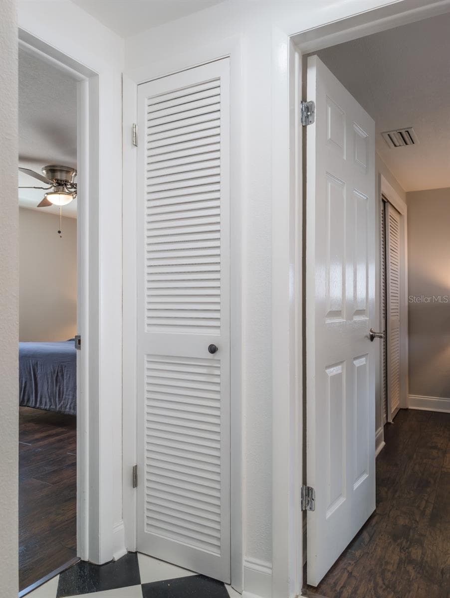 3650 KINGSBURY DRIVE — photo 17 of 42